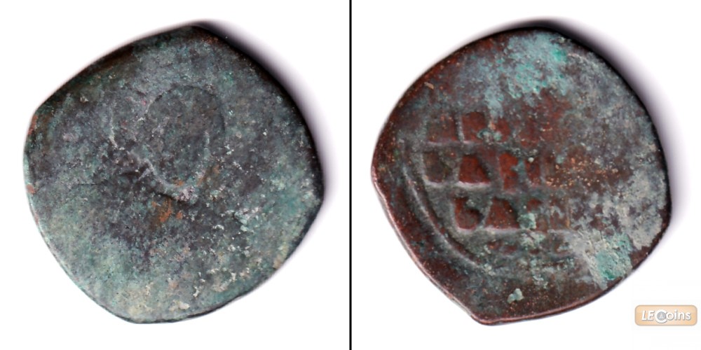 BASIL II. + KONSTANTIN VIII.  Follis  ge-s  [976-1025]