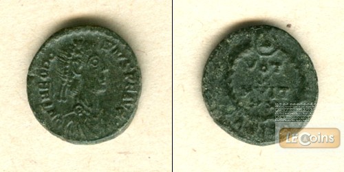 Flavius THEODOSIUS I. (Magnus)  AE3 Kleinbronze  vz/ss  selten  [379-383]