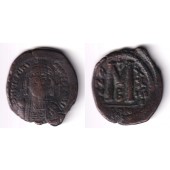 JUSTINIAN I.  Follis  f.ss  [555-556]